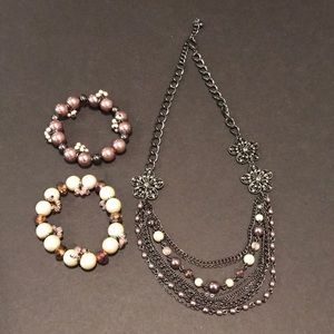Bracelet and necklace set